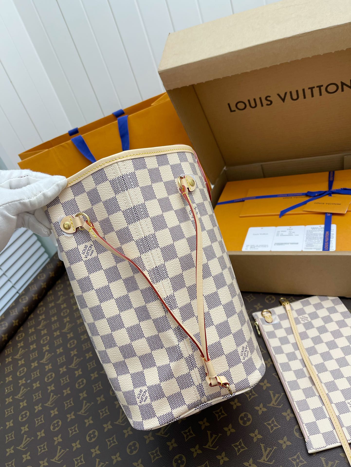 LV Shopping Bags